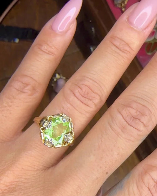 10K Yellow Gold 6.20 ct Green Spinel Ring Victorian Revival - 10K Gold - Free shipping - 2