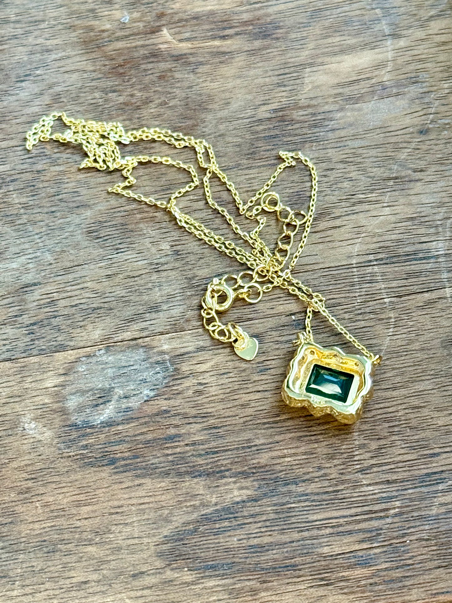 Natural Green Agate Pendant Necklace