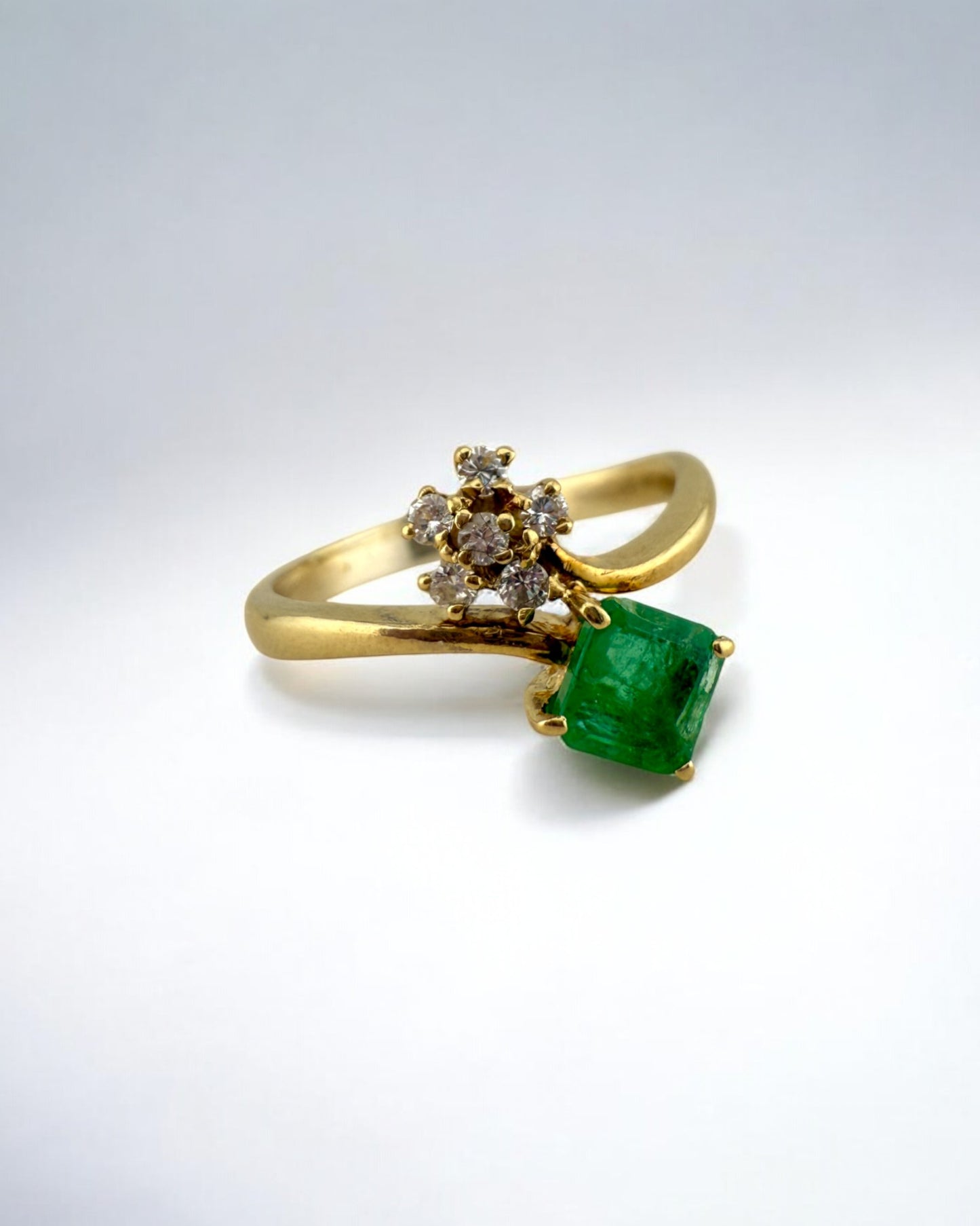 Vintage Natural Colombian Emerald and Diamond Ring