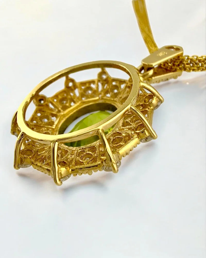 Vintage 1970s 4 ct Peridot & Diamond Sunburst Pendant in 14K Gold - 14K Solid Gold - Free shipping - 11