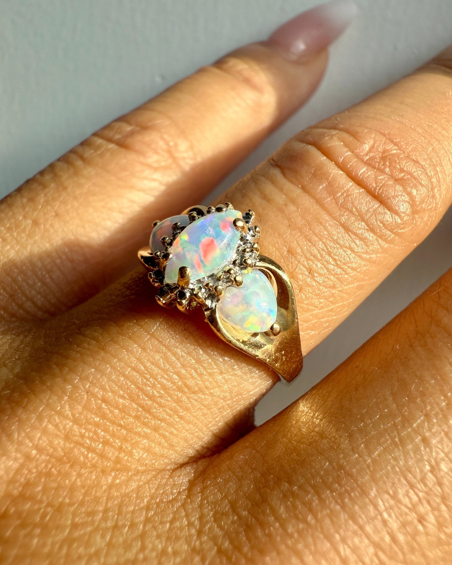 Vintage Fiery Opal & Diamond 14K Gold Ring - 14K Solid Gold - Free shipping - 7