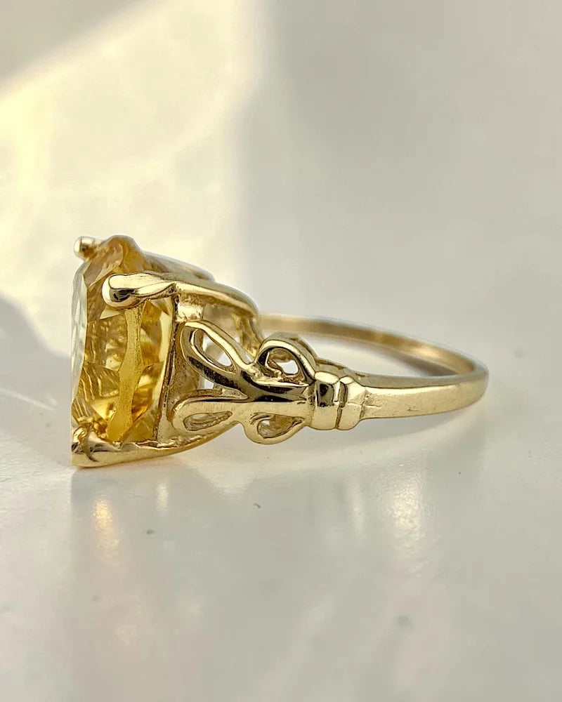 10K Gold 4 ct Citrine Ring - 10K Gold - Free shipping - 7