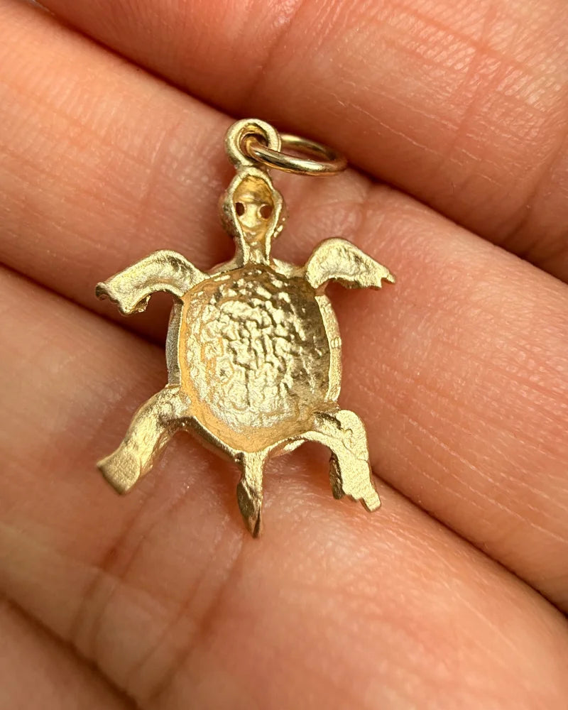 10K Gold Turtle Charm Pendant Cayman Islands Engraved - 10K Gold - Free shipping - 4