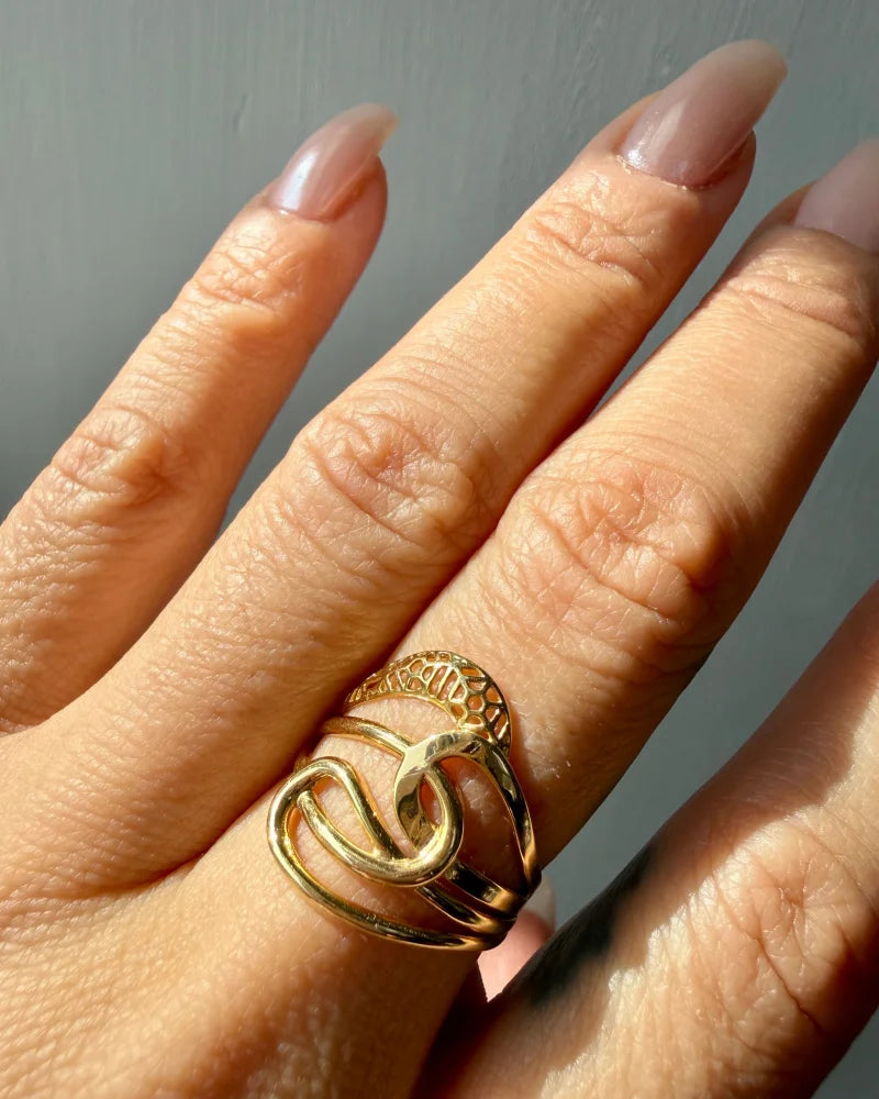 10K Yellow Gold Infinity Swirl Ring - 10K Gold - Free shipping - 9