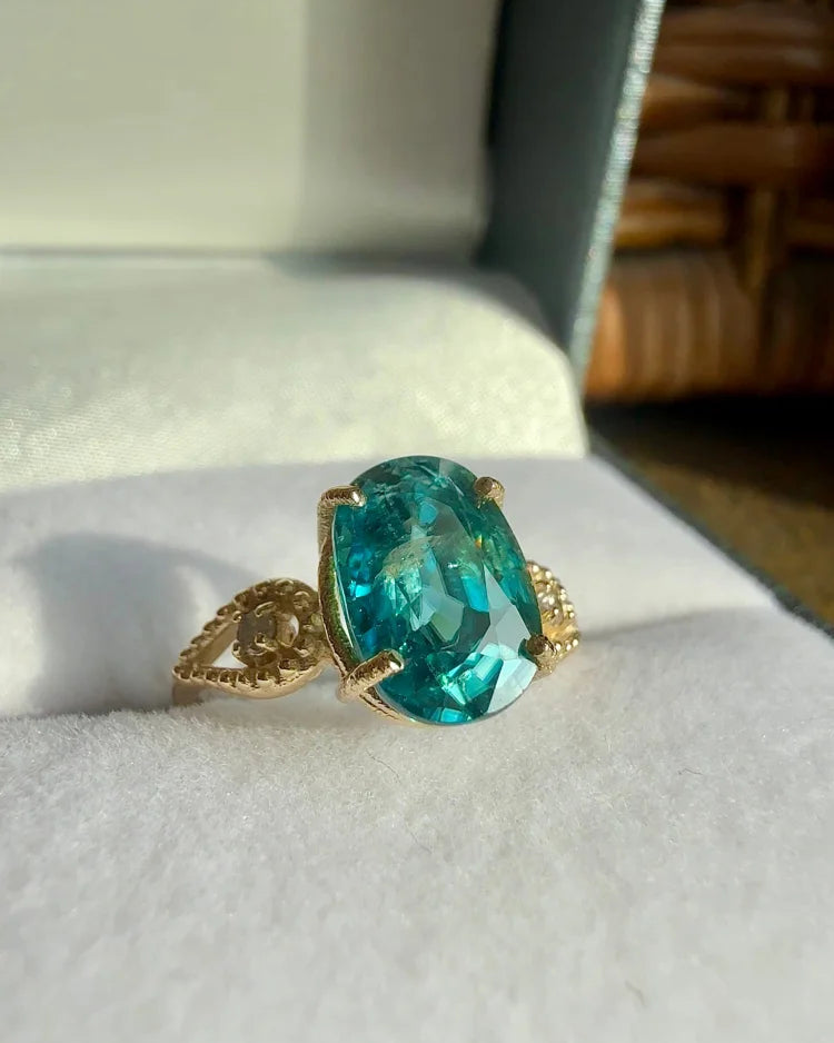 10K Yellow Gold Natural Blue Zircon Ring 4.30 ct Certified - 10K Gold - Free shipping - 10