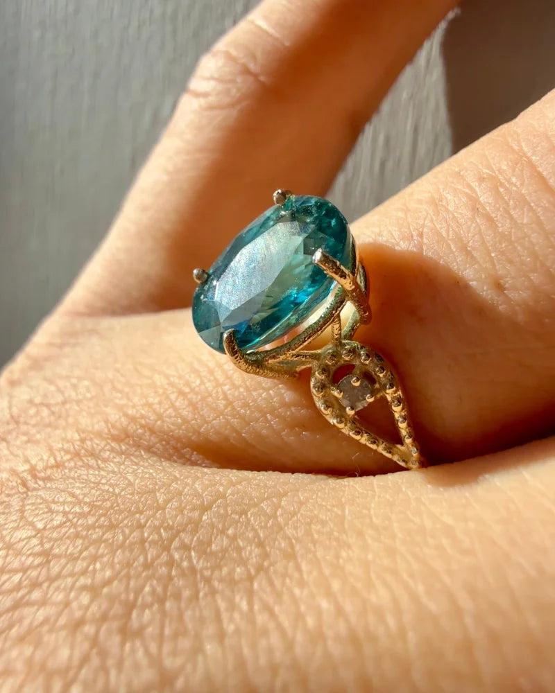 10K Yellow Gold Natural Blue Zircon Ring 4.30 ct Certified - 10K Gold - Free shipping - 4
