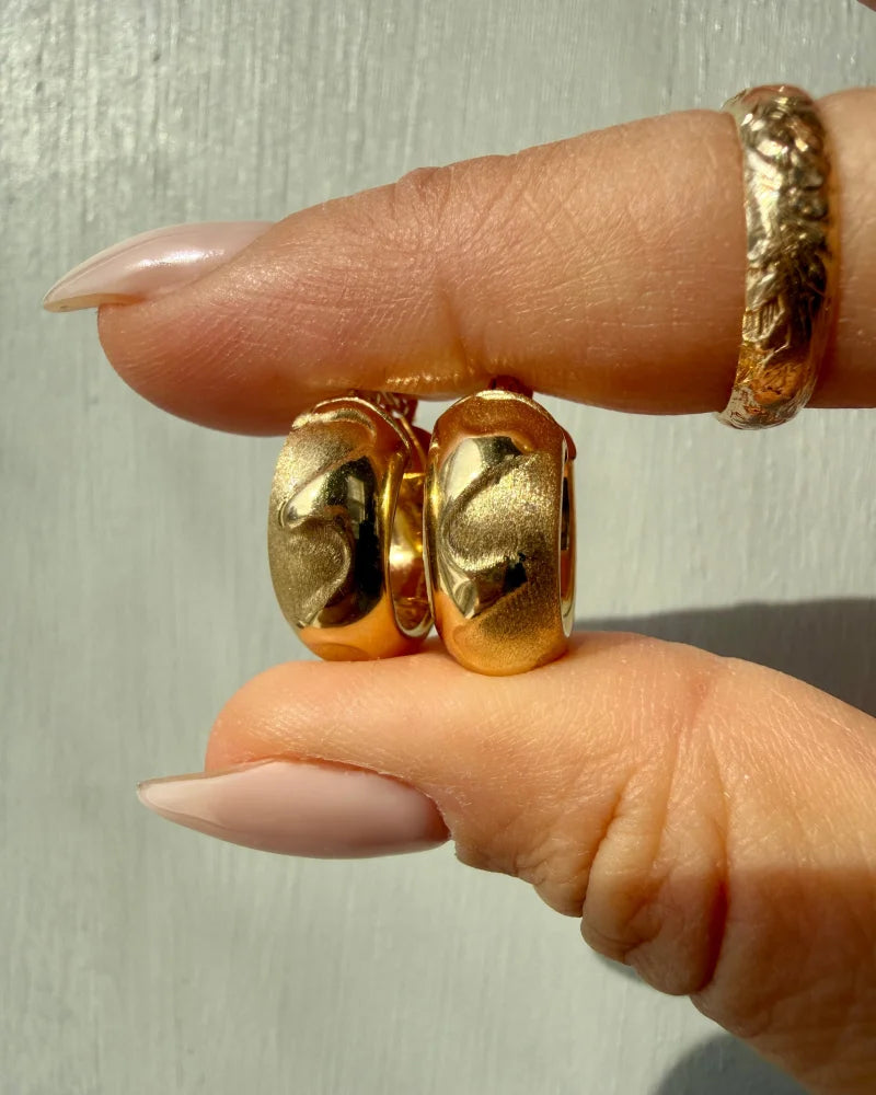 14K Gold Chunky Hoop Earrings - 18.5 mm - 14K Solid Gold - Free shipping - 4