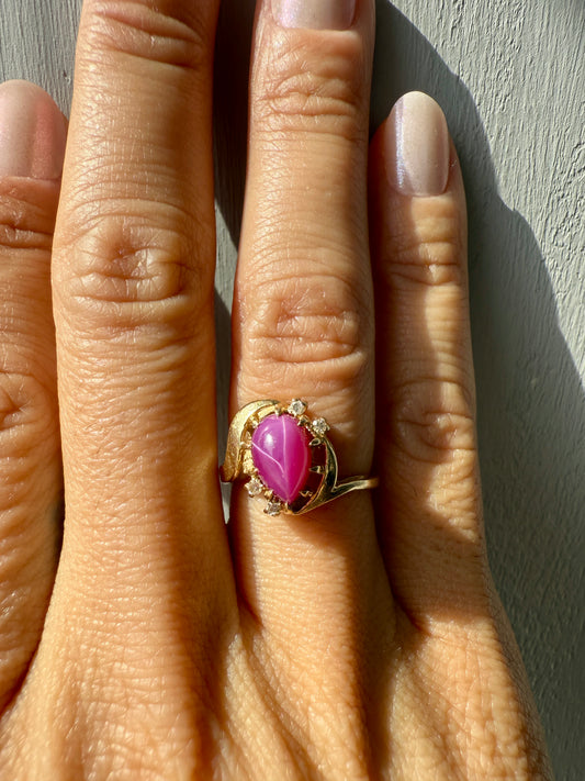 Vintage Mid-century Linde Star Ruby 14K Gold Ring