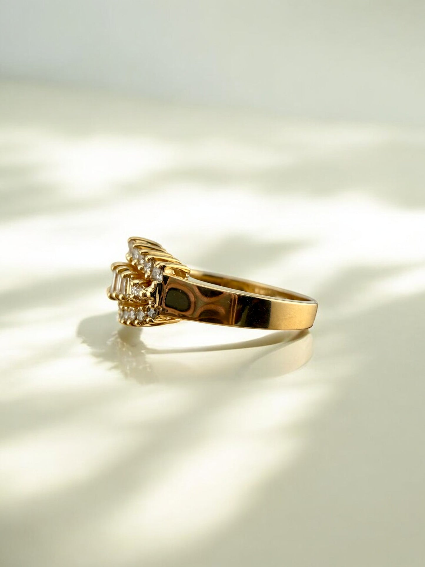 Diamond Cluster Ring 14K Gold, Sparkling VS1 Diamonds