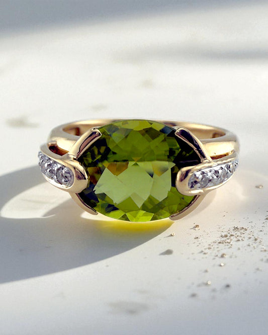 Mid-Century Vintage Peridot & Diamond Ring