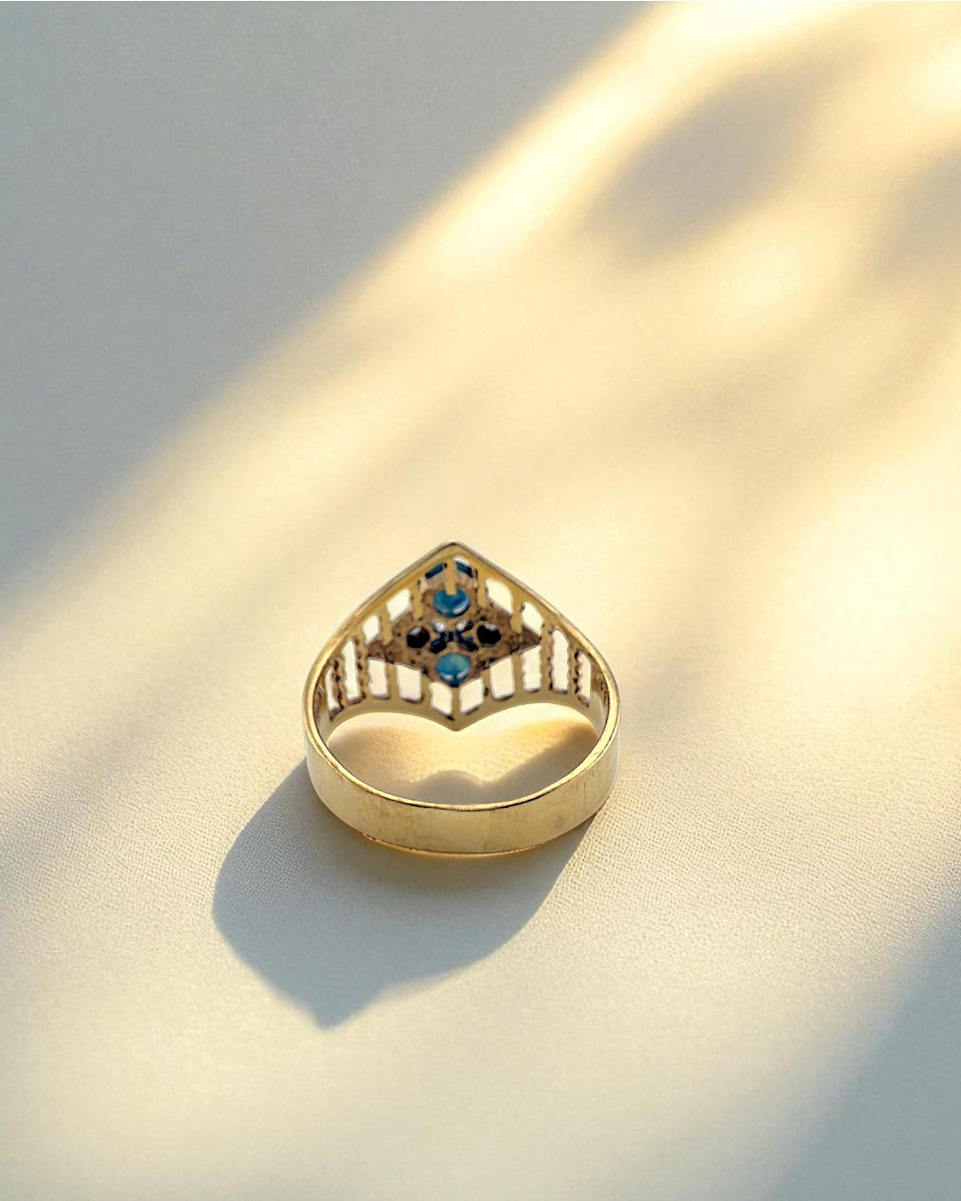 Edwardian-Art Deco Filigree Sapphire Ring