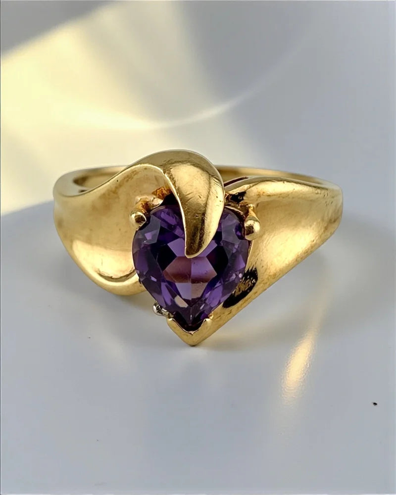 Vintage 10K Yellow Gold Heart Amethyst Ring - 10K Gold - Free shipping - 1