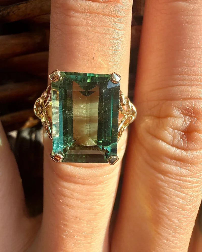 Estate 8.17 ct Green Tourmaline Filigree Ring in 10K Gold - 10K Gold - Free shipping - 7
