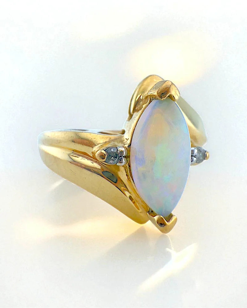 Mid-Century Marquise Opal & Diamond Ring - 10K Gold - Free shipping - 3