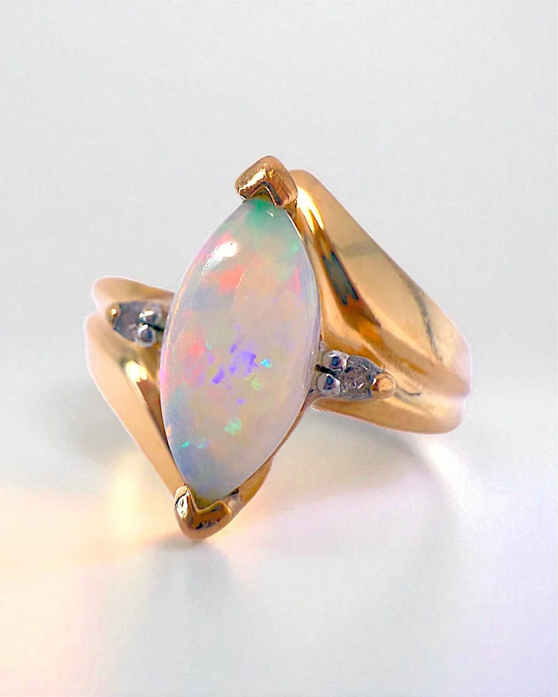 Mid-Century Marquise Opal & Diamond Ring - 10K Gold - Free shipping - 1