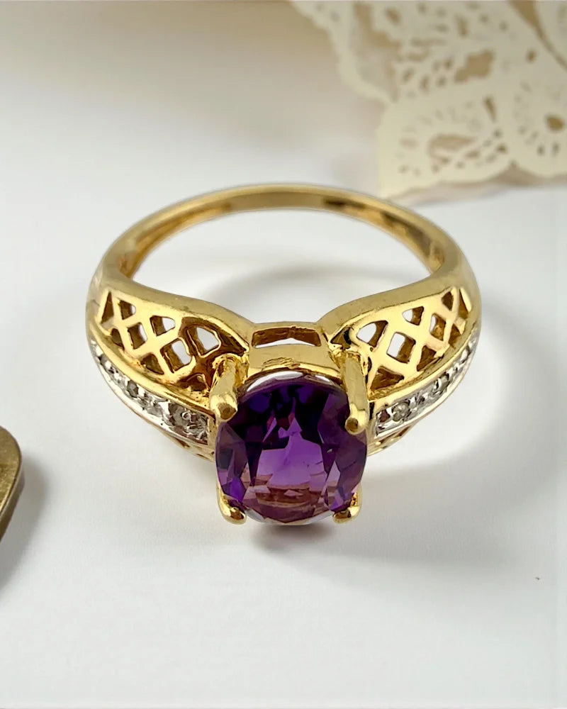 Vintage 10K Gold Amethyst Ring with Diamond Accents | Lattice Openwork - 10K Gold - Free shipping - 4