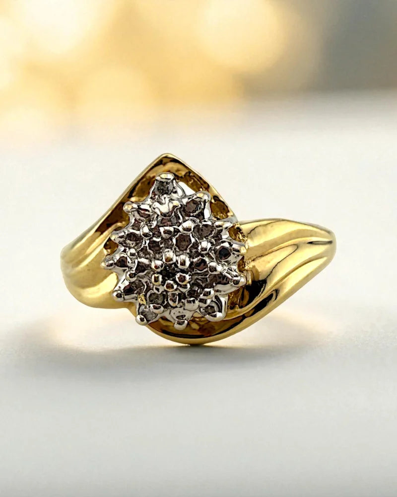 Vintage 10K Gold Diamond Swirl Cluster Ring - 10K Gold - Free shipping - 1