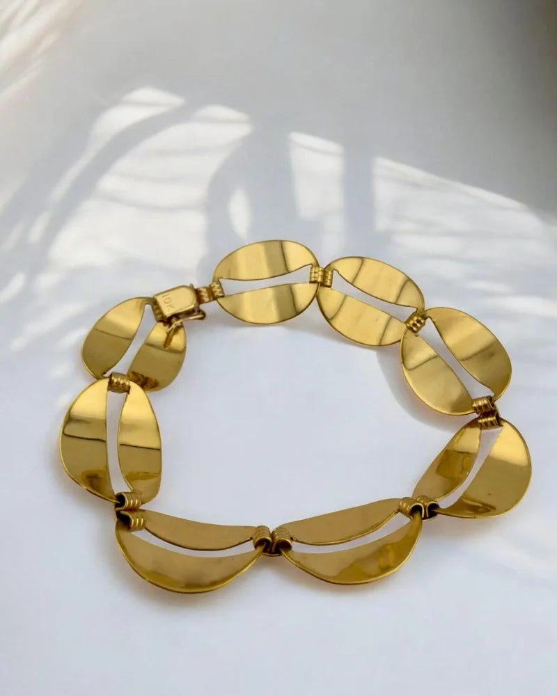 Vintage 10K Gold Fancy Link Bracelet with Oval Petal Cutout Links - 13.28 g - 10K Gold - Free shipping - 6
