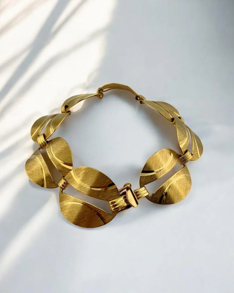 Vintage 10K Gold Fancy Link Bracelet with Oval Petal Cutout Links - 13.28 g - 10K Gold - Free shipping - 5