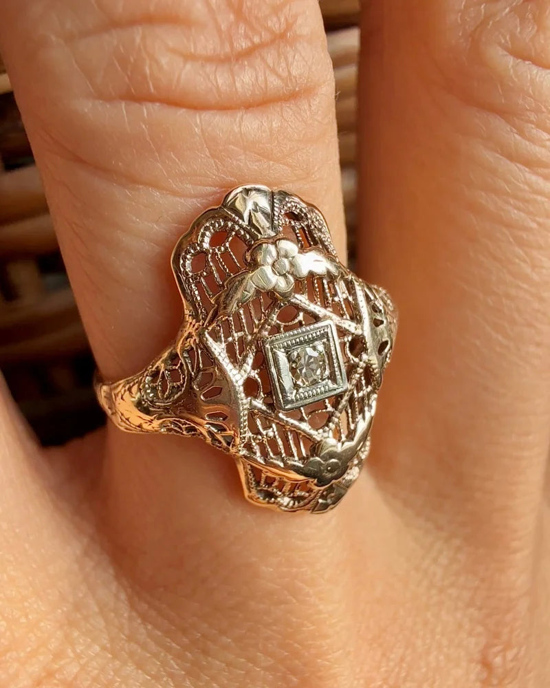 Vintage 10K Gold Filigree Diamond Art Deco Ring - 10K Gold - Free shipping - 6
