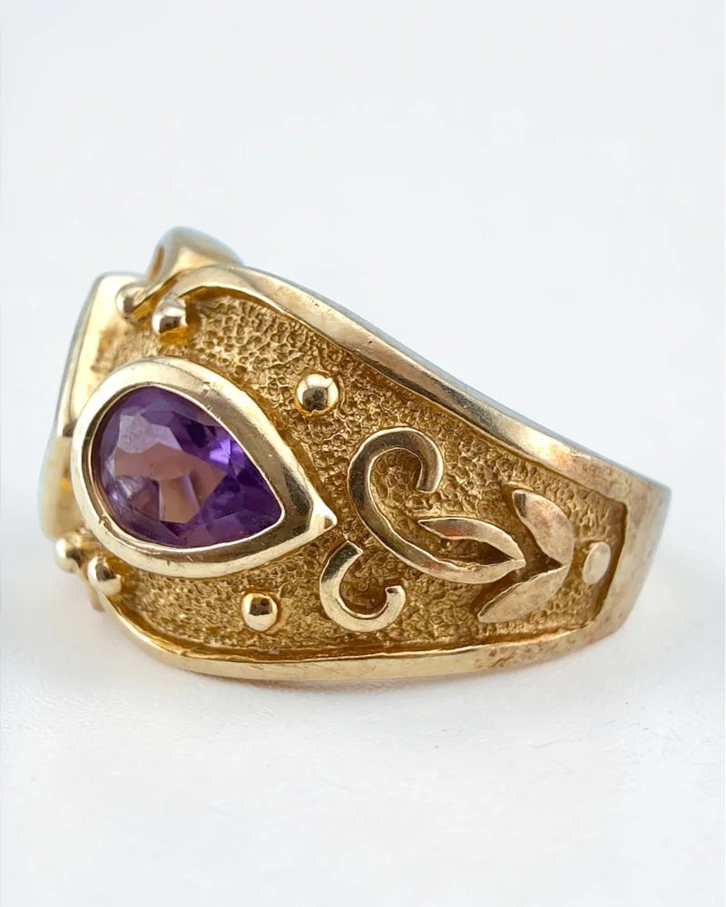 Vintage 10K Gold Garnet and Amethyst Victorian Revival Ring - 10K Gold - Free shipping - 9