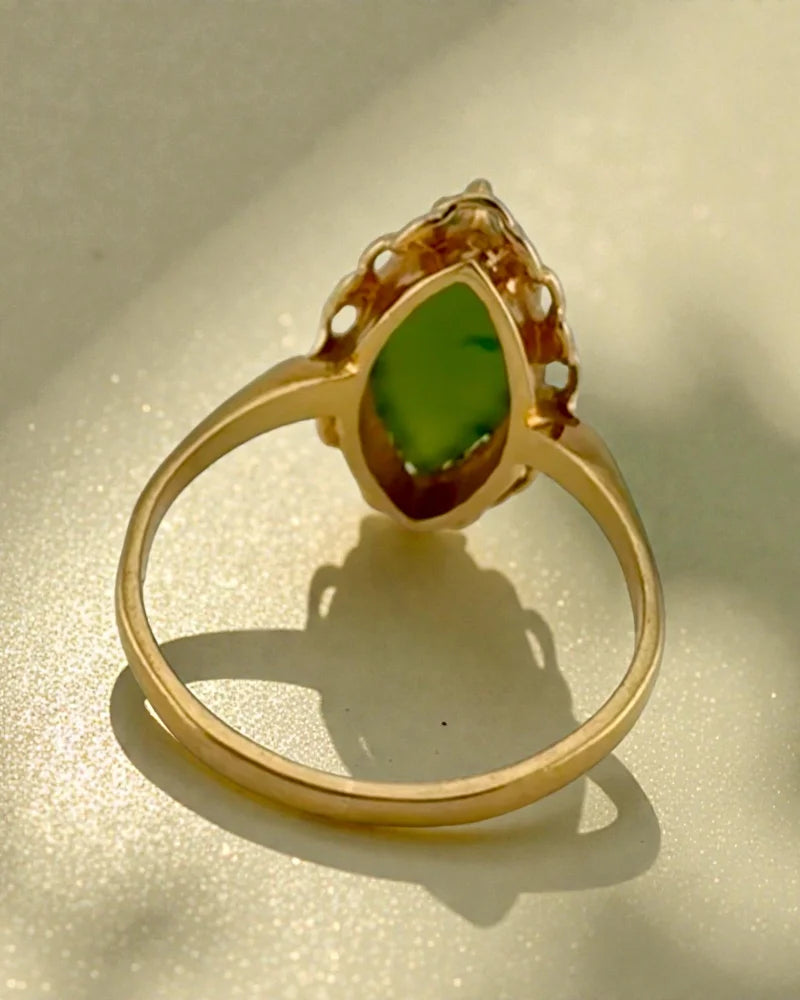 Vintage 10K Gold Nephrite Jade Marquise Cabochon Navette Ring - 10K Gold - Free shipping - 5