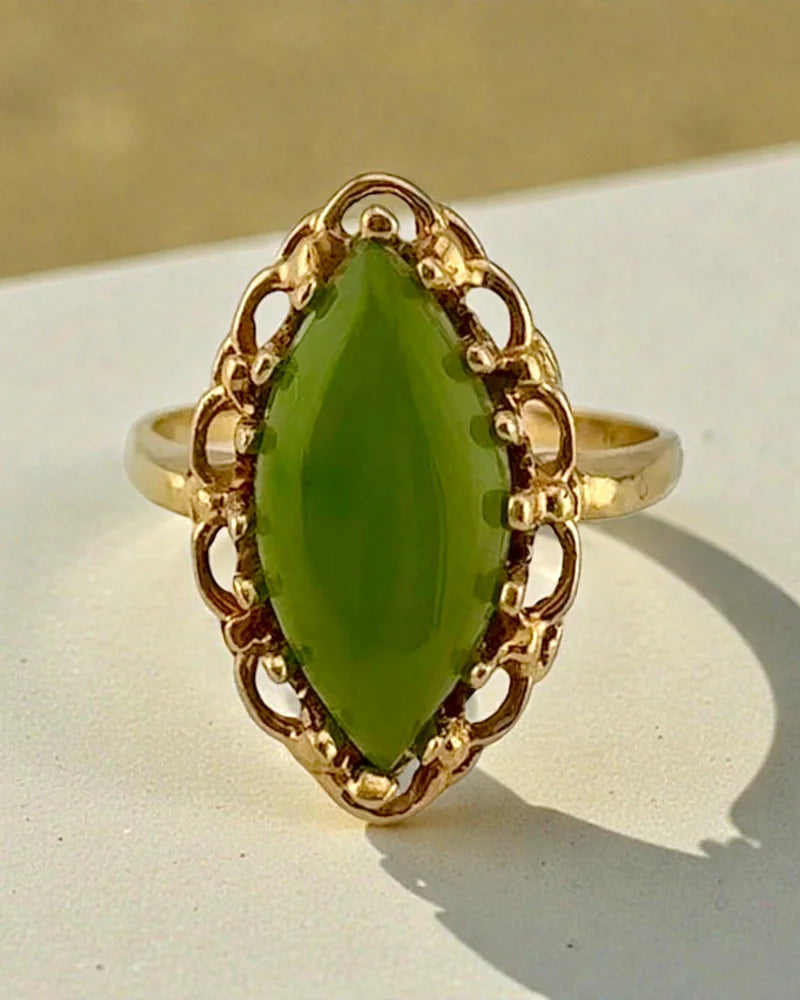 Vintage 10K Gold Nephrite Jade Marquise Cabochon Navette Ring - 10K Gold - Free shipping - 1