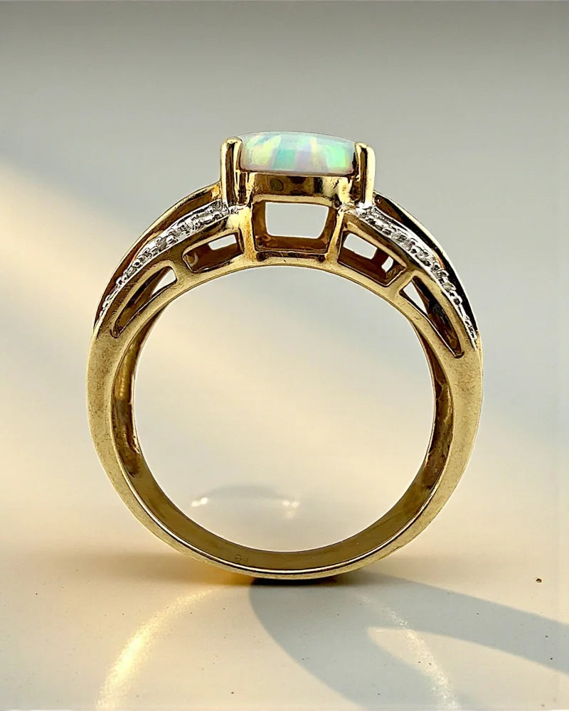 Vintage 10K Gold Opal & Sapphire Estate Ring - Gold - 10K Gold - Free shipping - 8
