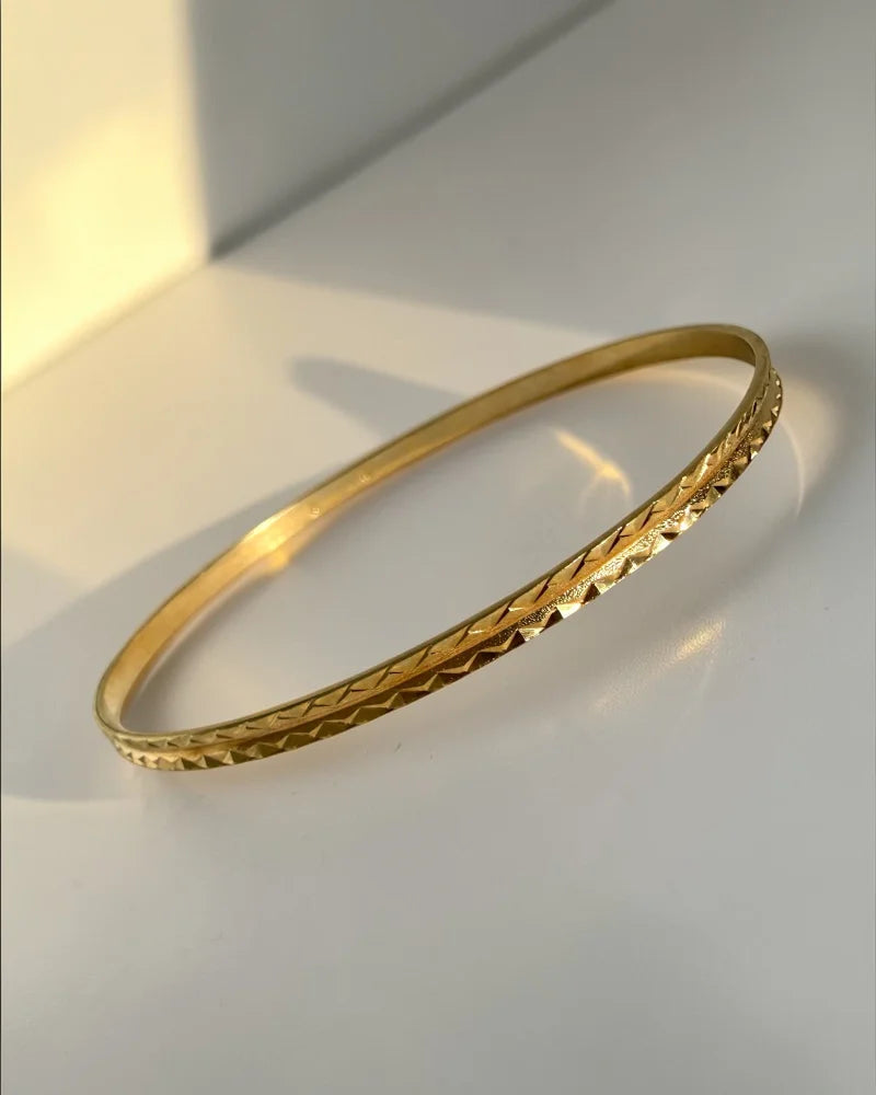 Vintage 10K Gold Stackable Bangles - 10K Gold - Free shipping - 6