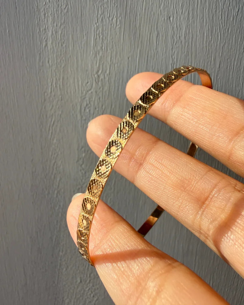 Vintage 10K Gold Stackable Bangles - Circle Motif - 10K Gold - Free shipping - 5