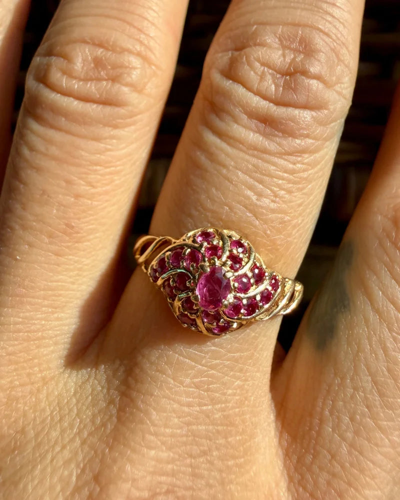 Vintage 14K Gold Natural 1 Ct Ruby Cluster Ring - 14K Solid Gold - Free shipping - 2