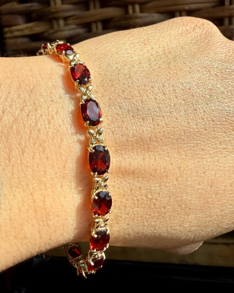 Vintage 14K Gold Ladies Garnet Bracelet 14 Ct - 14K Solid Gold - Free shipping - 6