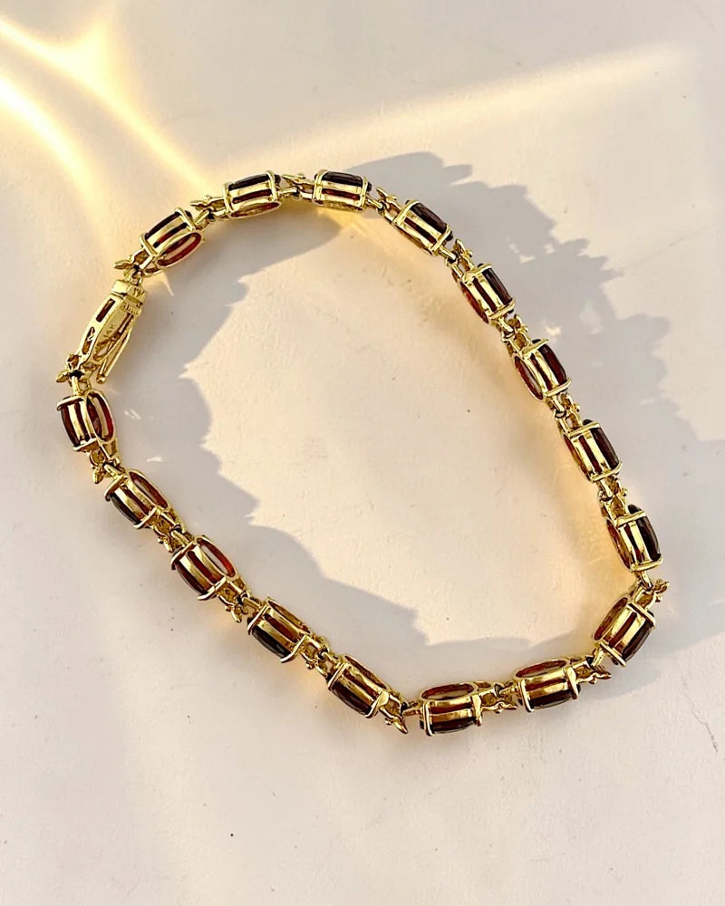 Vintage 14K Gold Ladies Garnet Bracelet 14 Ct - 14K Solid Gold - Free shipping - 9