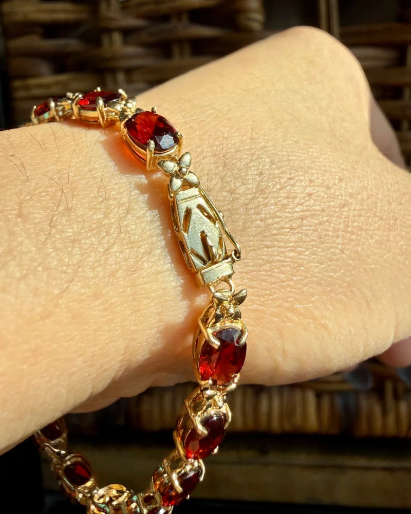 Vintage 14K Gold Ladies Garnet Bracelet 14 Ct - 14K Solid Gold - Free shipping - 4