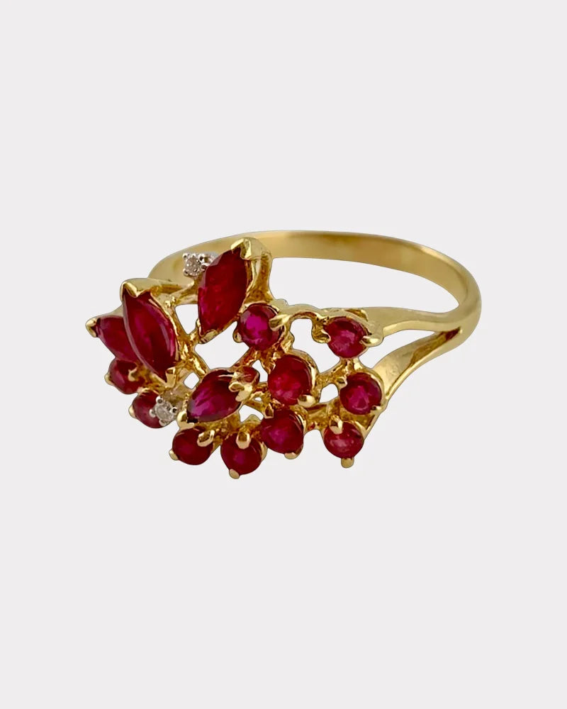 Vintage 1970s Ruby & Diamond Cluster Ring in 14K Gold - 14K Solid Gold - Free shipping - 5