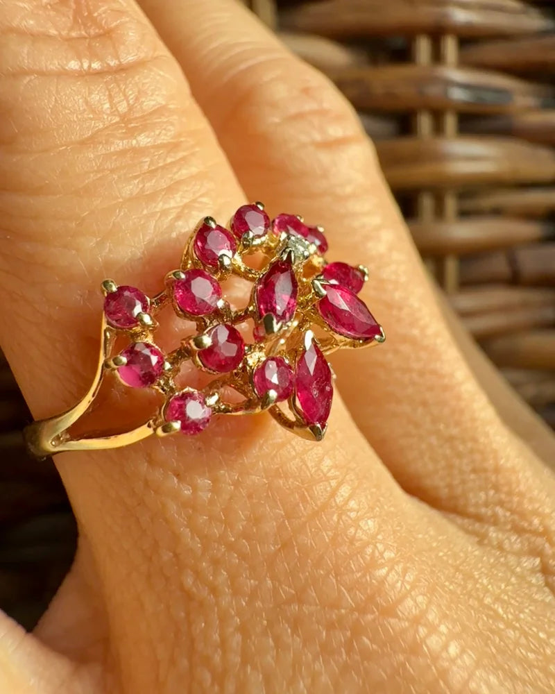 Vintage 1970s Ruby & Diamond Cluster Ring in 14K Gold - 14K Solid Gold - Free shipping - 6