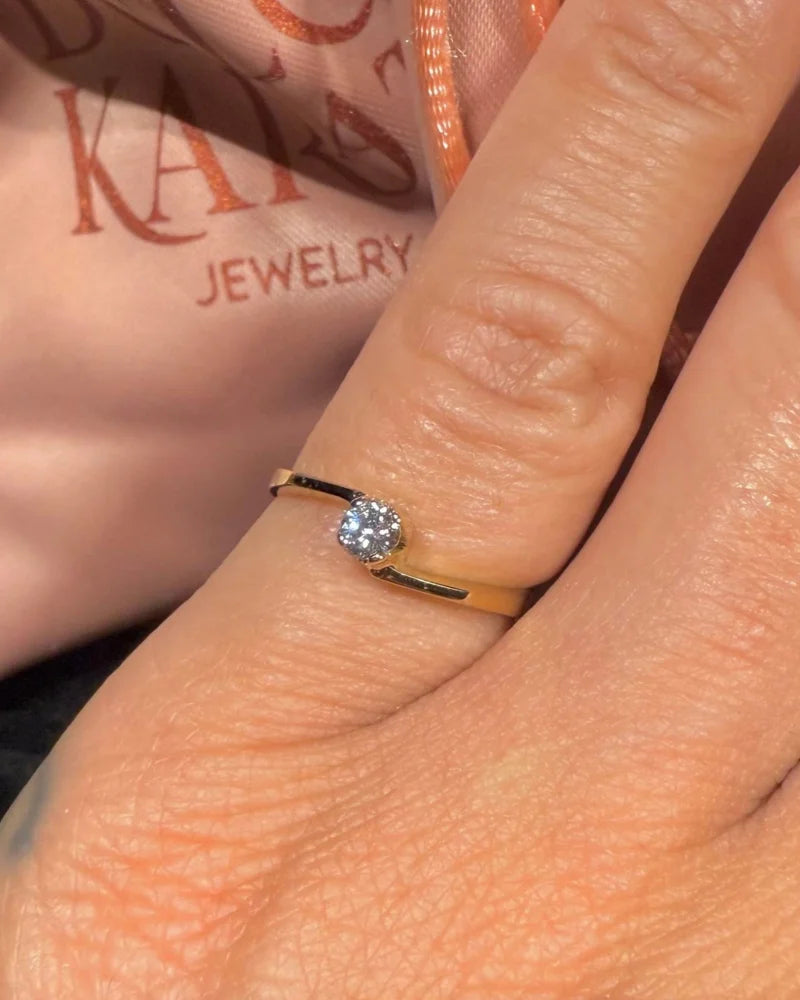 Vintage Diamond Round Brilliant Solitaire Ring - 14K Solid Gold - Free shipping - 3