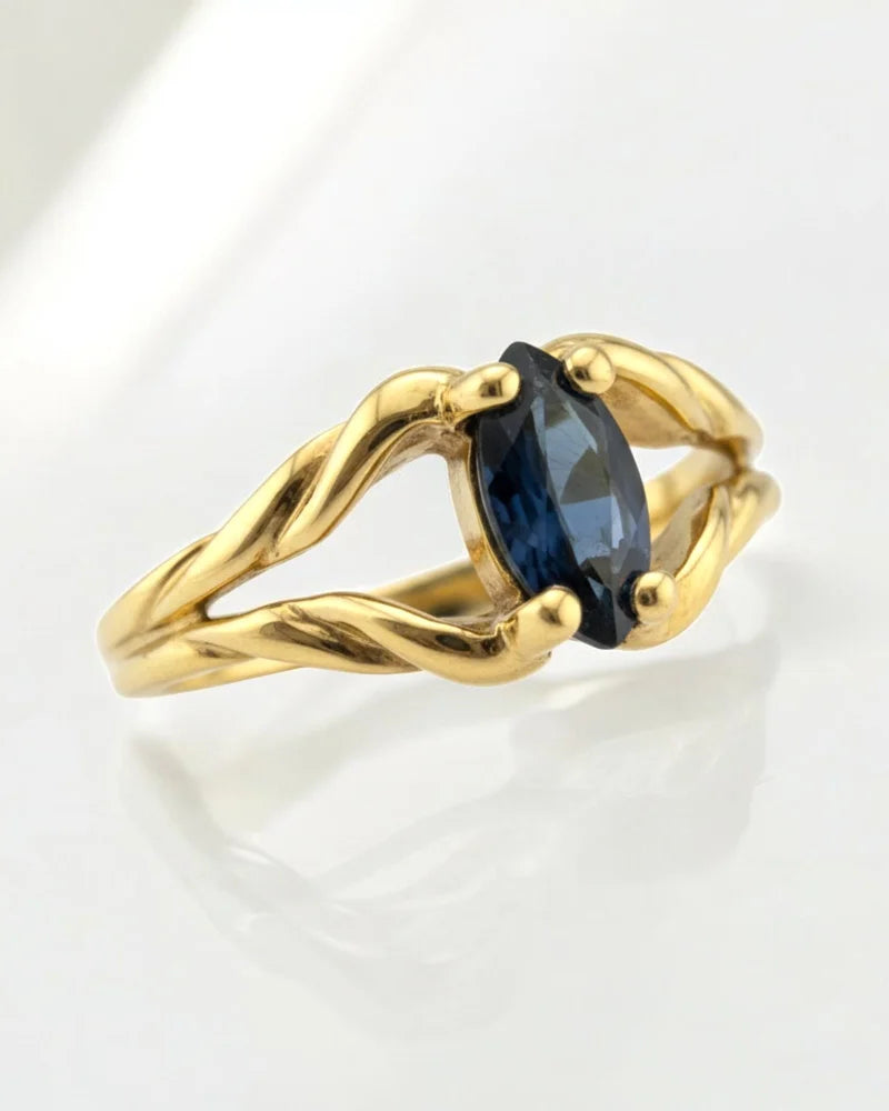 Vintage Marquise Sapphire 1980s Ring - 14K Solid Gold - Free shipping - 2