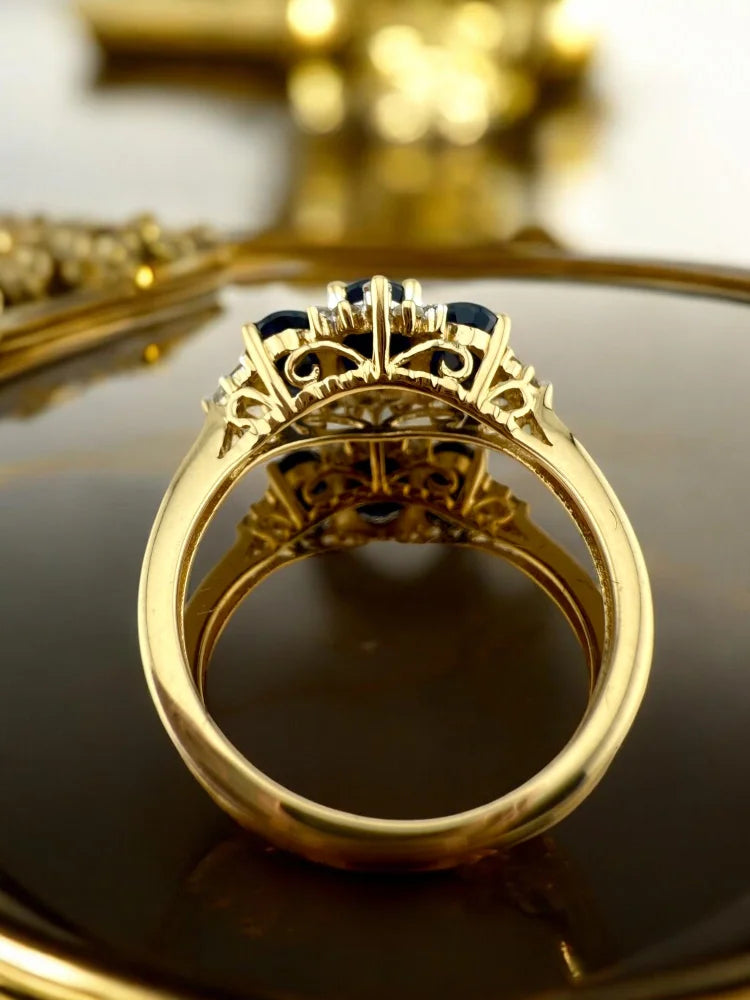 Vintage Natural Sapphire and Diamond Three-Stone Ring - 7 - 14K Solid Gold - Free shipping - 3