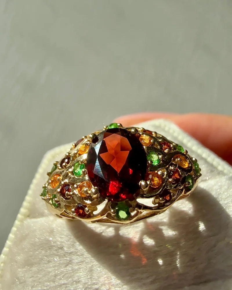 Vintage Pyrope Garnet Cluster Ring - 10K Gold with Hessonite + Tsavorite Accents - 10K Gold - Free shipping - 8