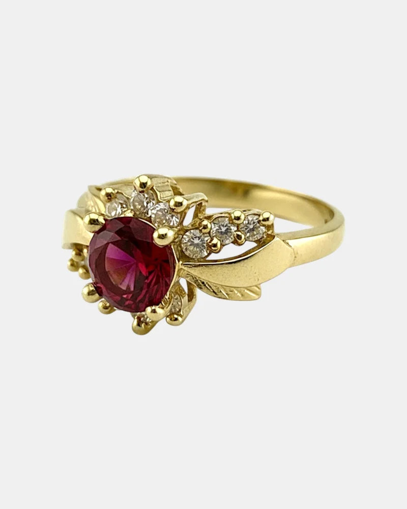 Vintage Red Sapphire and Diamond Ring in 10K Gold - 10K Gold - Free shipping - 8