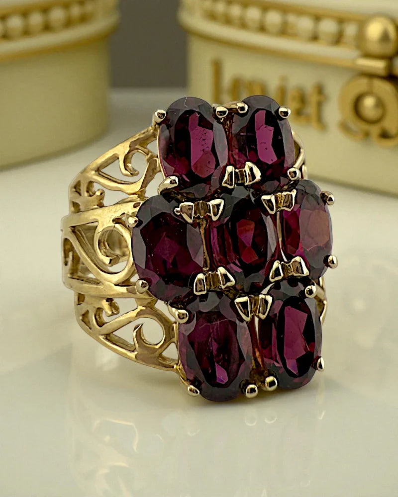 Vintage Rhodolite Garnet Cluster Ring in 10K Gold - 10K Gold - Free shipping - 9